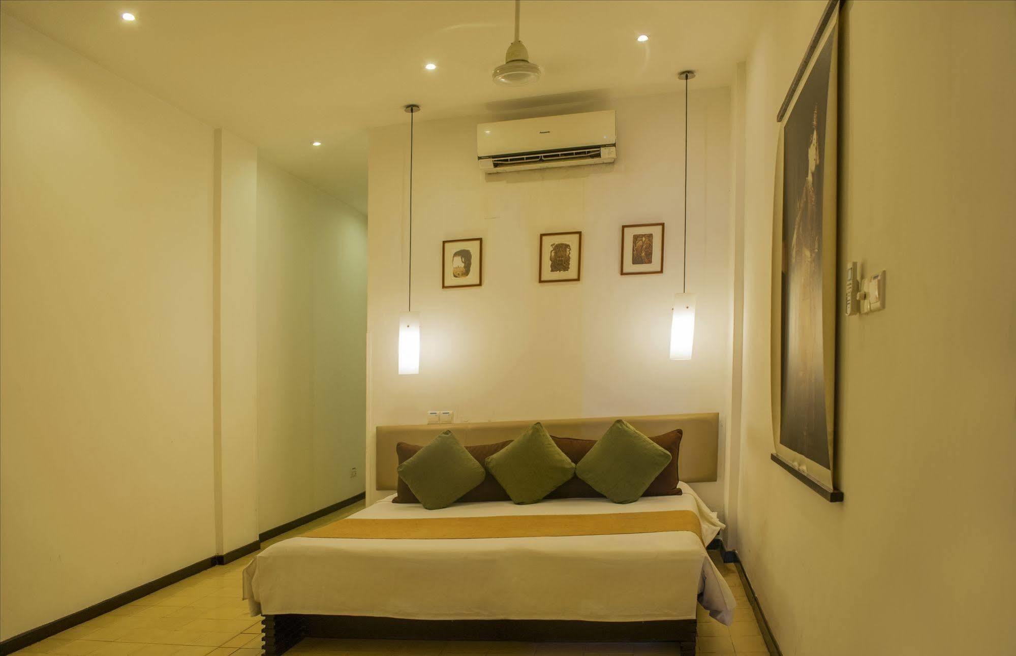 Fcc Phnom Penh Boutique Hotel Exterior photo